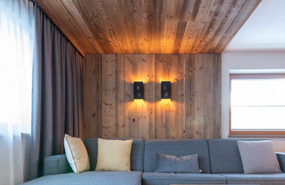 Admonter_Altholz_Wohnzimmerwand